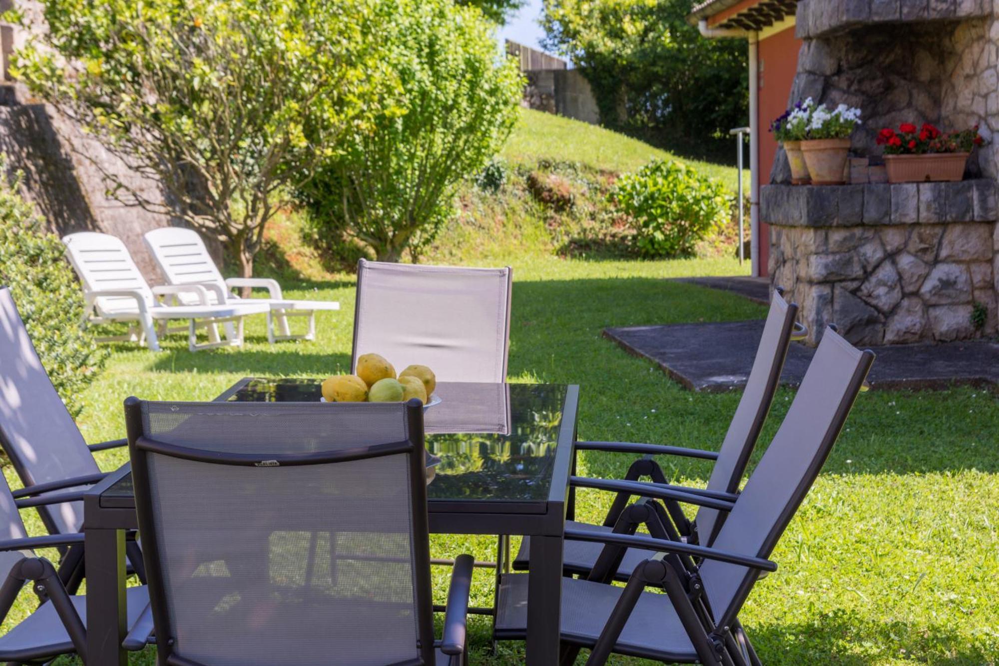 Casa Con Jardin Privado Orena Extérieur photo